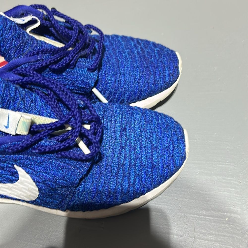 Nike Shoes - Picture 4 of 6